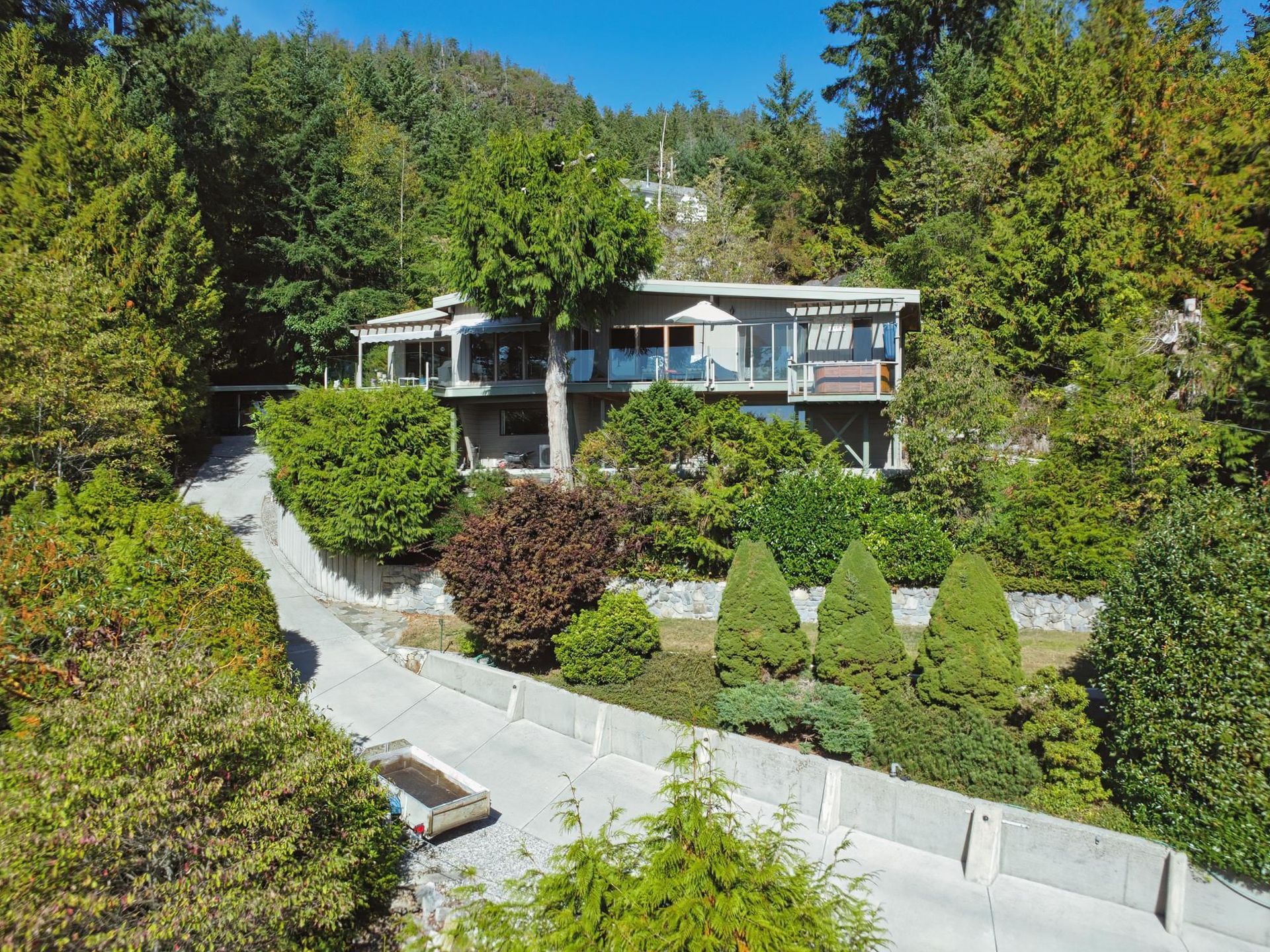 4837 Sinclair Bay Road, Pender Harbour Egmont, Sunshine Coast photo number 1