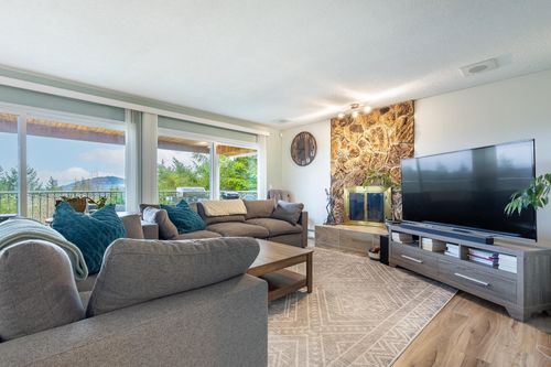 12873-dogwood-drive-pender-harbour-egmont-sunshine-coast-09 at 12873 Dogwood Drive, Pender Harbour Egmont, Sunshine Coast