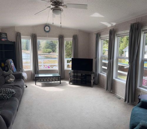 12793-madeira-park-road-pender-harbour-egmont-sunshine-coast-06 at 11 - 12793 Madeira Park Road, Pender Harbour Egmont, Sunshine Coast