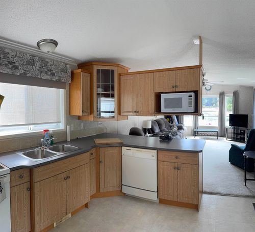 12793-madeira-park-road-pender-harbour-egmont-sunshine-coast-09 at 11 - 12793 Madeira Park Road, Pender Harbour Egmont, Sunshine Coast