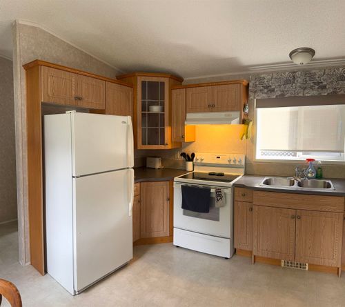 12793-madeira-park-road-pender-harbour-egmont-sunshine-coast-10 at 11 - 12793 Madeira Park Road, Pender Harbour Egmont, Sunshine Coast