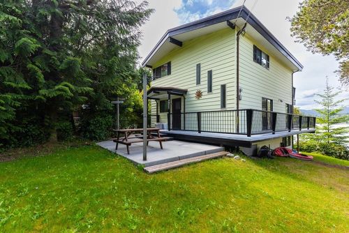 4979-gonzales-road-pender-harbour-egmont-sunshine-coast-18 at 4979 Gonzales Road, Pender Harbour Egmont, Sunshine Coast