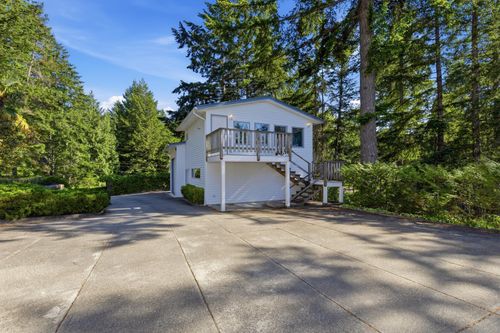 4065-francis-peninsula-road-pender-harbour-egmont-sunshine-coast-25 at 4065 Francis Peninsula Road, Pender Harbour Egmont, Sunshine Coast
