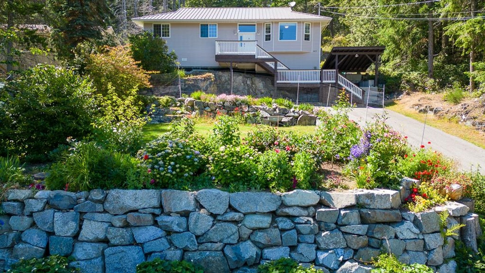 4517 Merrill Road, Pender Harbour Egmont, Sunshine Coast photo number 1