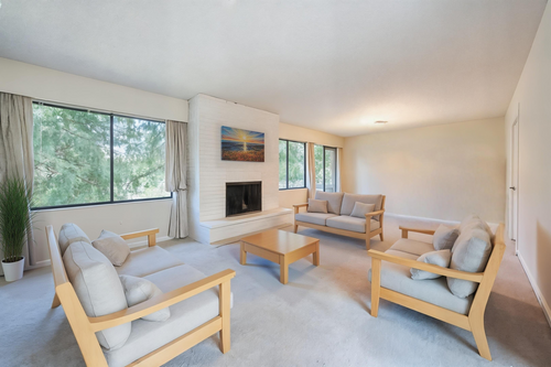 11-lv-room-staged at 4706 Meadfeild Road, Caulfeild, West Vancouver