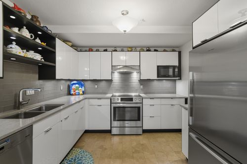 14_6-222-5th-street-east-north-vancouver-evolve-brian-rhys13 at 6 - 222 E 5th, Lower Lonsdale, North Vancouver