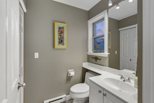 35_6-222-5th-street-east-north-vancouver-evolve-brian-rhys34 at 6 - 222 E 5th, Lower Lonsdale, North Vancouver