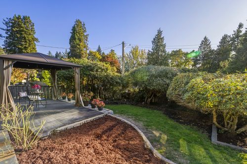 Garden at 715 Kilkeel Place, Delbrook, North Vancouver