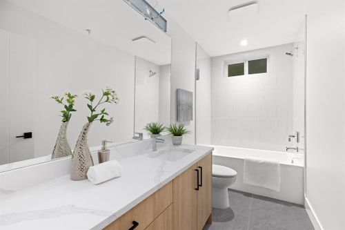 display-bath at 11060 243b, Cottonwood MR, Maple Ridge