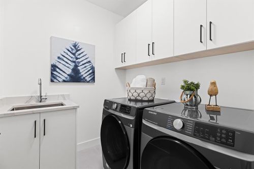 display-laundry at 11060 243b, Cottonwood MR, Maple Ridge