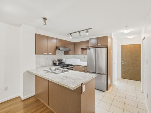 8_110-9399-tomicki-ave-bryan-rhys-16 at 110 - 9399 Tomicki Avenue, West Cambie, Richmond