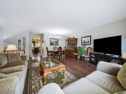 9 at 4 - 22488 116 Avenue, East Central, Maple Ridge