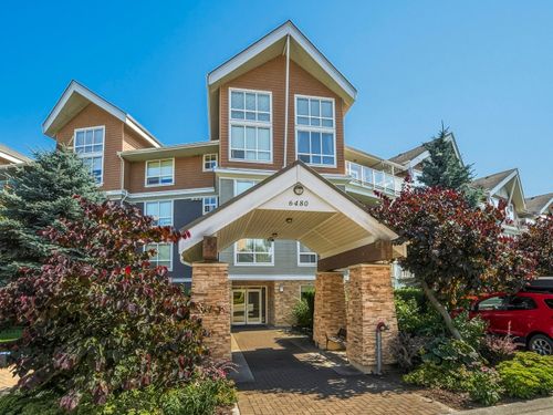 Entrance - Waterstone Esplanade at 319 - 6480 194 Street, Clayton, Cloverdale