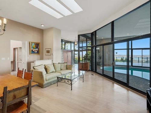 10004 at 1439 Sandhurst Place, Chartwell, West Vancouver