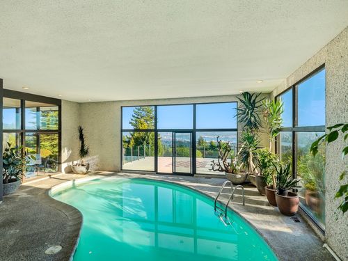 10008 at 1439 Sandhurst Place, Chartwell, West Vancouver