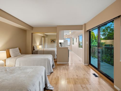 176 at 1439 Sandhurst Place, Chartwell, West Vancouver