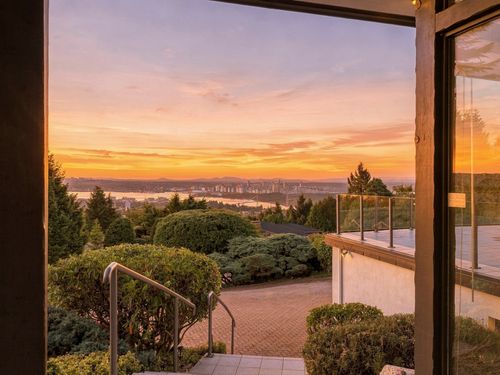 71-web at 1439 Sandhurst Place, Chartwell, West Vancouver