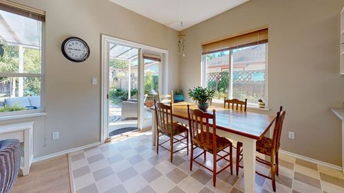 6311-homestead-avenue-sechelt-district-sunshine-coast-08 at 6311 Homestead Avenue, Sechelt District, Sunshine Coast