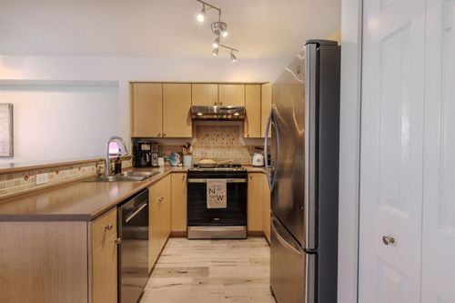 735-park-road-gibsons-area-sunshine-coast-03 at 27 - 735 Park Road, Gibsons & Area, Sunshine Coast