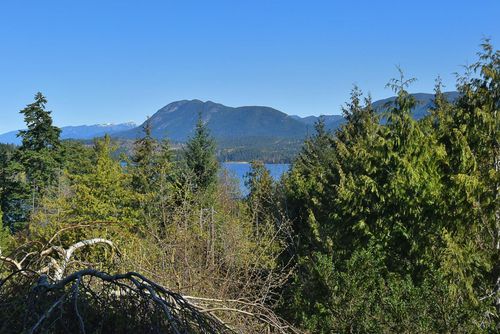 5780-trail-avenue-sechelt-district-sunshine-coast-04 at 121 - 5780 Trail Avenue, Sechelt District, Sunshine Coast