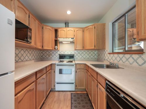 5628-upland-road-sechelt-district-sunshine-coast-11 at 5628 Upland Road, Sechelt District, Sunshine Coast 5628-upland-road-sechelt-district-sunshine-coast-11 at 5628 Upland Road, Sechelt District, Sunshine Coast