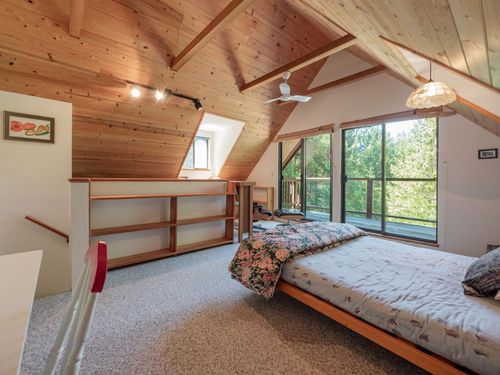 5628-upland-road-sechelt-district-sunshine-coast-13 at 5628 Upland Road, Sechelt District, Sunshine Coast