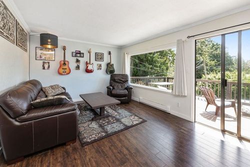 1058-fairview-road-gibsons-area-sunshine-coast-11 at 1058 Fairview Road, Gibsons & Area, Sunshine Coast