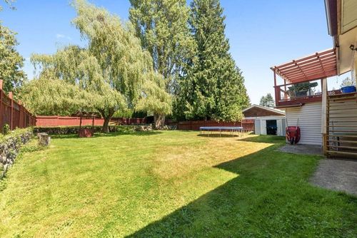 1058-fairview-road-gibsons-area-sunshine-coast-32 at 1058 Fairview Road, Gibsons & Area, Sunshine Coast