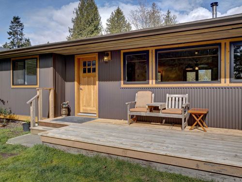 7822-redrooffs-road-halfmn-bay-secret-cv-redroofs-sunshine-coast-03 at 7822 Redrooffs Road, Halfmn Bay Secret Cv Redroofs, Sunshine Coast