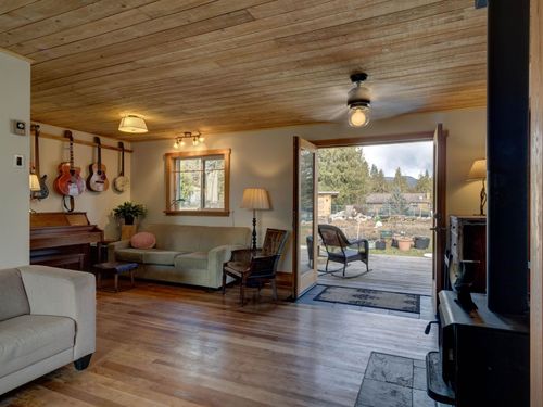 7822-redrooffs-road-halfmn-bay-secret-cv-redroofs-sunshine-coast-19 at 7822 Redrooffs Road, Halfmn Bay Secret Cv Redroofs, Sunshine Coast