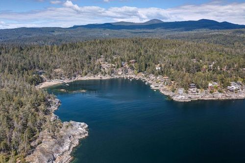 5301-taylor-crescent-halfmn-bay-secret-cv-redroofs-sunshine-coast-05 at 5301 Taylor Crescent, Halfmn Bay Secret Cv Redroofs, Sunshine Coast 5301-taylor-crescent-halfmn-bay-secret-cv-redroofs-sunshine-coast-05 at 5301 Taylor Crescent, Halfmn Bay Secret Cv Redroofs, Sunshine Coast