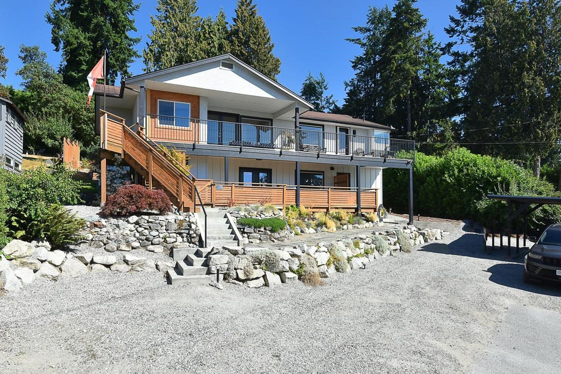 5242 Sunshine Coast Highway, Sechelt District, Sunshine Coast photo number 1 5242 Sunshine Coast Highway, Sechelt District, Sunshine Coast photo number 1