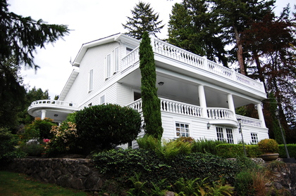 exterior front at 2967 Marine Drive, Altamont, West Vancouver