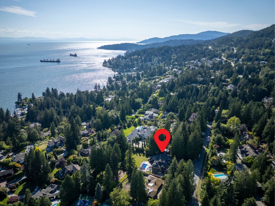 82 at 2980 Palmerston Avenue, Altamont, West Vancouver