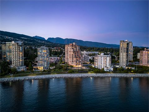 2250-bellevue-west-vancouver-penthouse-drone-evolve-smeatoncook10 at PH - 2250 Bellevue Avenue, Dundarave, West Vancouver