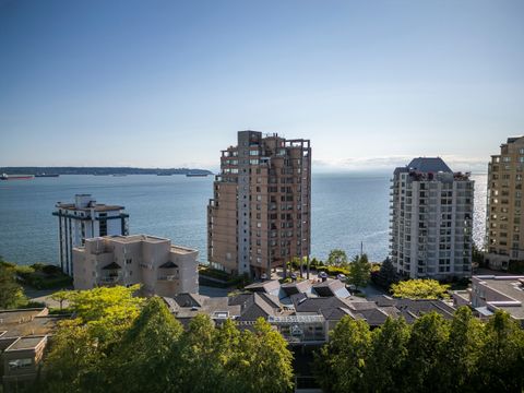 2250-bellevue-west-vancouver-penthouse-drone-evolve-smeatoncook6 at PH - 2250 Bellevue Avenue, Dundarave, West Vancouver