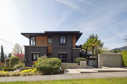 1-web-or-mls-001 at 1309 Gordon Avenue, Ambleside, West Vancouver
