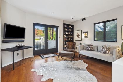 18-web-or-mls-018 at 1309 Gordon Avenue, Ambleside, West Vancouver