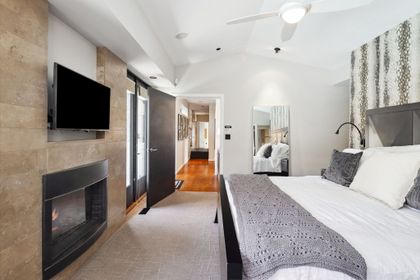 38-web-or-mls-038 at 1309 Gordon Avenue, Ambleside, West Vancouver