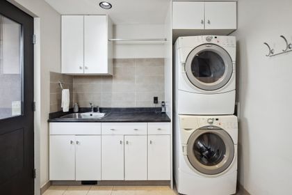 51-web-or-mls-051 at 1309 Gordon Avenue, Ambleside, West Vancouver