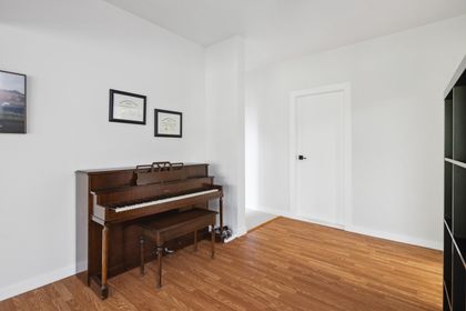 40-print-40 at 4044 Almondel Road, Bayridge, West Vancouver