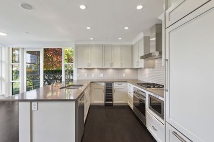 13-web-or-mls-013 at #10 - 1891 Marine Drive, Ambleside, West Vancouver