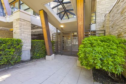 3-web-or-mls-003 at #10 - 1891 Marine Drive, Ambleside, West Vancouver