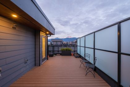 203-37808-3rd-ave-360hometours-33s at 203 - 37808 Third Avenue