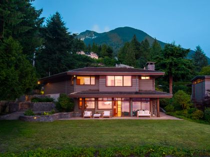 271 at 290 Lions Bay Avenue, Lions Bay, West Vancouver