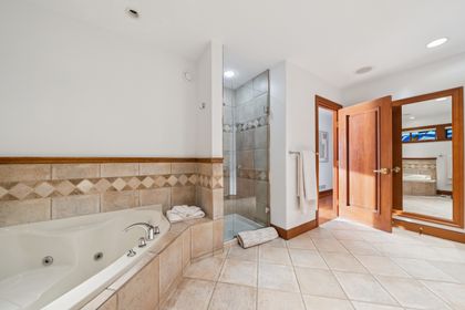 9_270-lions-bay-ave-smeaton-cook-evolve-media-8 at 290 Lions Bay Avenue, Lions Bay, West Vancouver