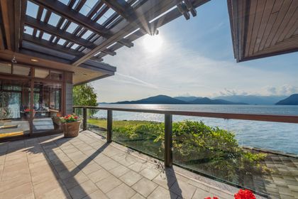 3h at 270 Lions Bay Avenue, Lions Bay, West Vancouver