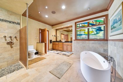 3h3 at 270 Lions Bay Avenue, Lions Bay, West Vancouver