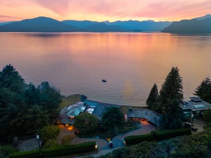 3i21-1 at 270 Lions Bay Avenue, Lions Bay, West Vancouver