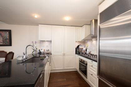 016 at 300 - 533 Waters Edge, Park Royal, West Vancouver